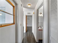 8429 Cypress Lake Circle, Sarasota, FL 34243