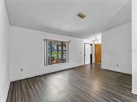 8429 Cypress Lake Circle, Sarasota, FL 34243