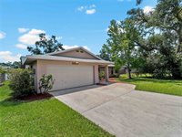 8429 Cypress Lake Circle, Sarasota, FL 34243