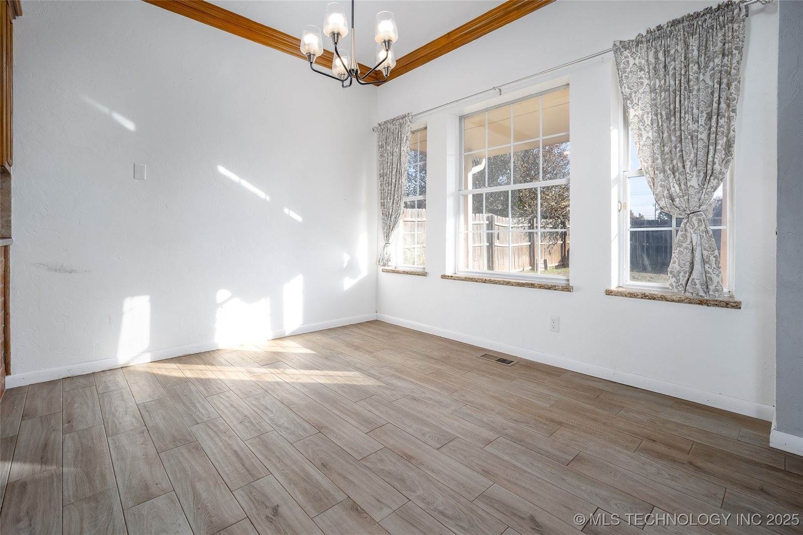 16304 Bandera, Oklahoma City, OK 73013