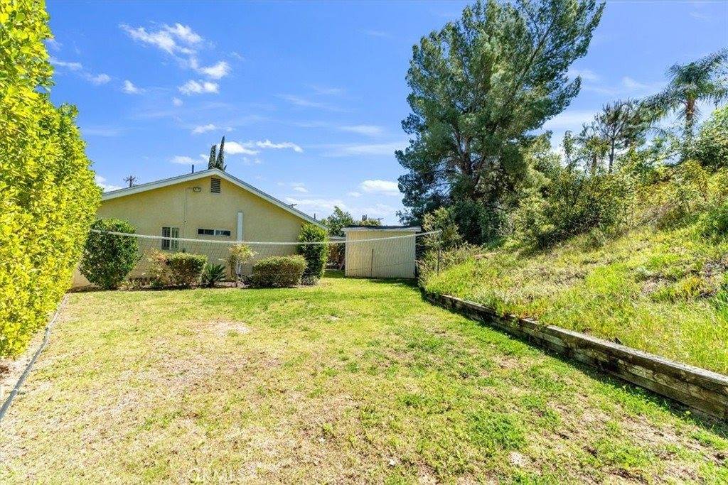 9056 Oswego Street, Sunland, CA 91040