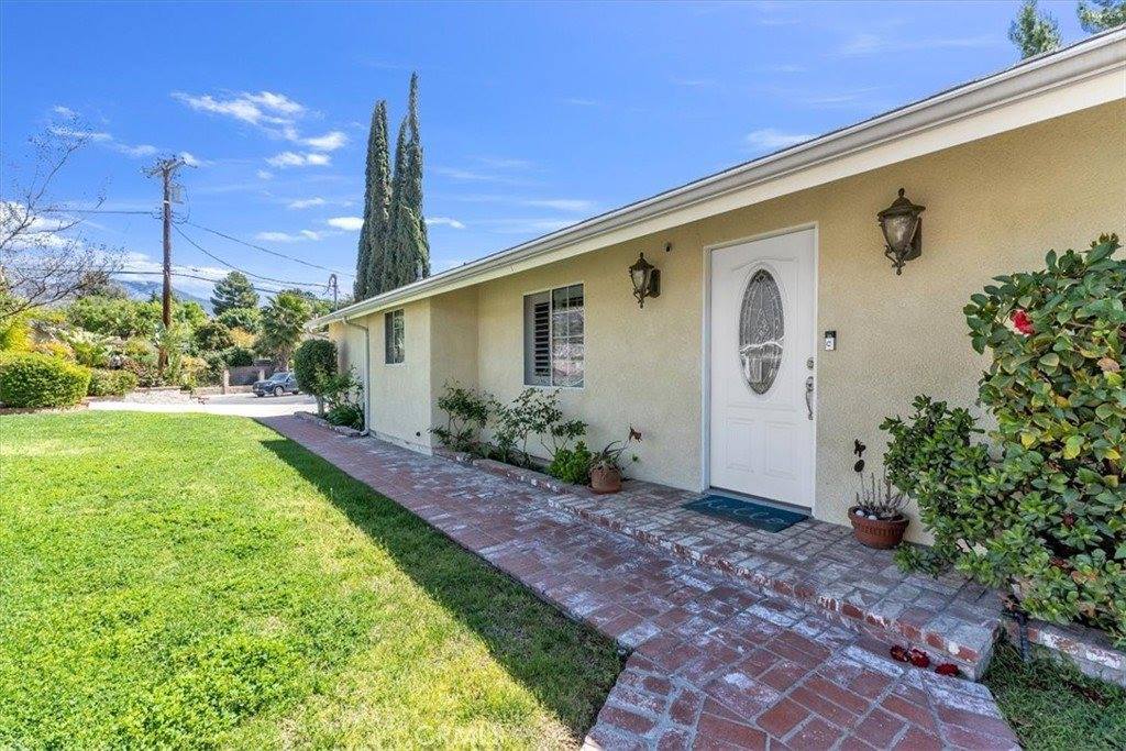 9056 Oswego Street, Sunland, CA 91040