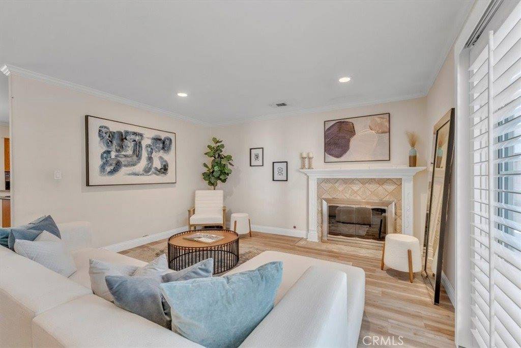 9056 Oswego Street, Sunland, CA 91040