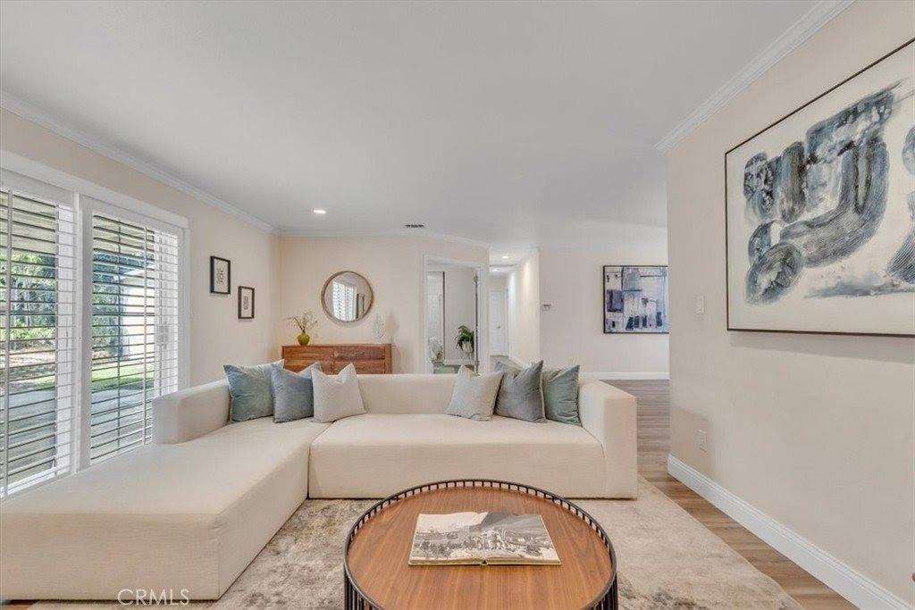 9056 Oswego Street, Sunland, CA 91040