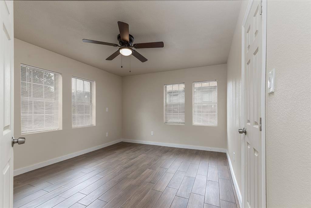 3816 Mount Washington Street, Dallas, TX 75211