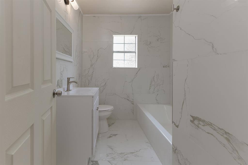 3816 Mount Washington Street, Dallas, TX 75211