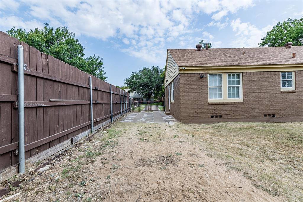 3816 Mount Washington Street, Dallas, TX 75211