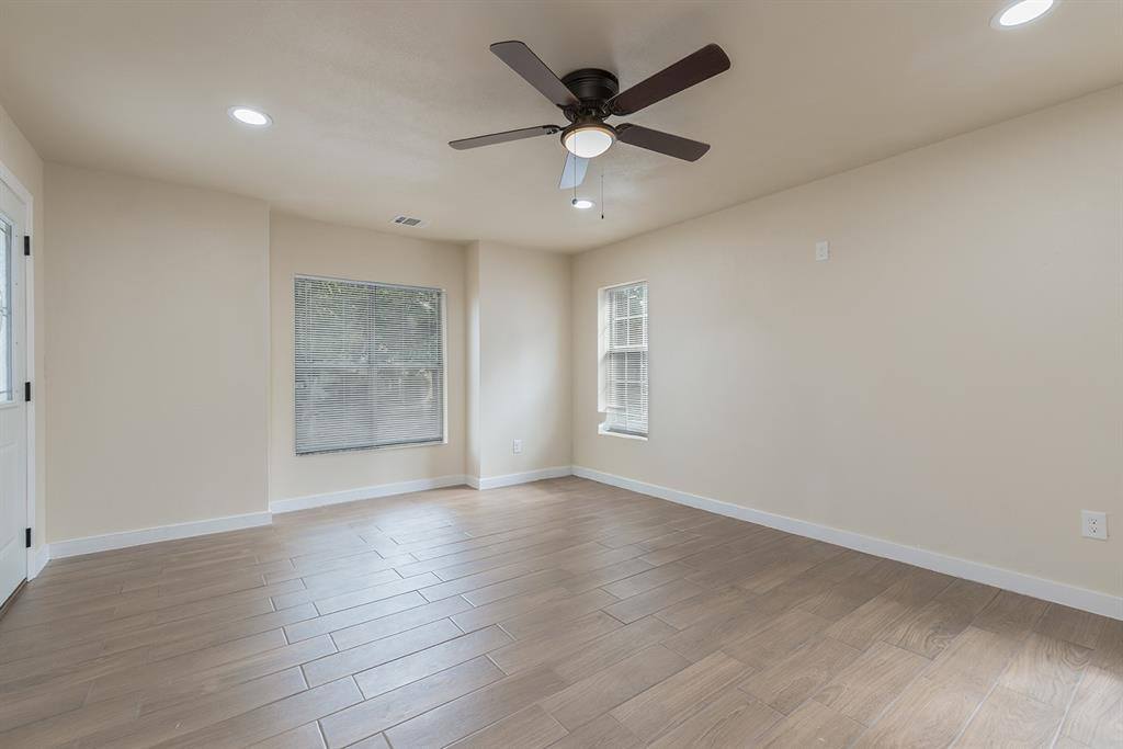 3816 Mount Washington Street, Dallas, TX 75211