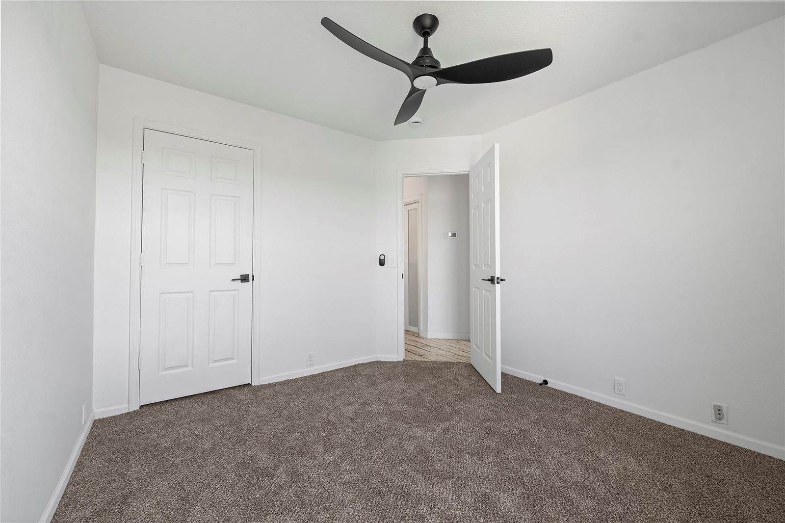 16879 Mammoth Springs Drive, Houston, TX 77095