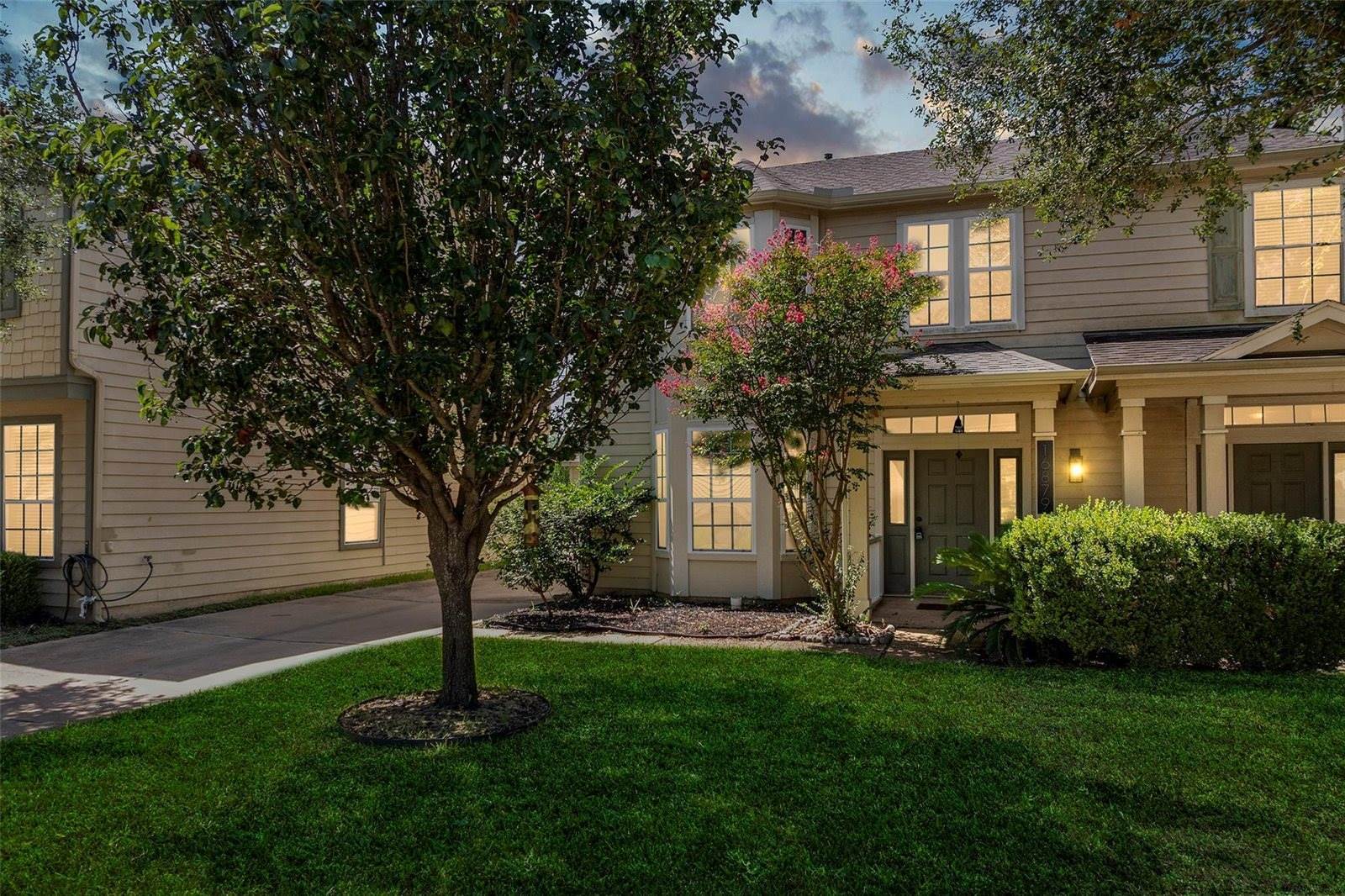 16879 Mammoth Springs Drive, Houston, TX 77095