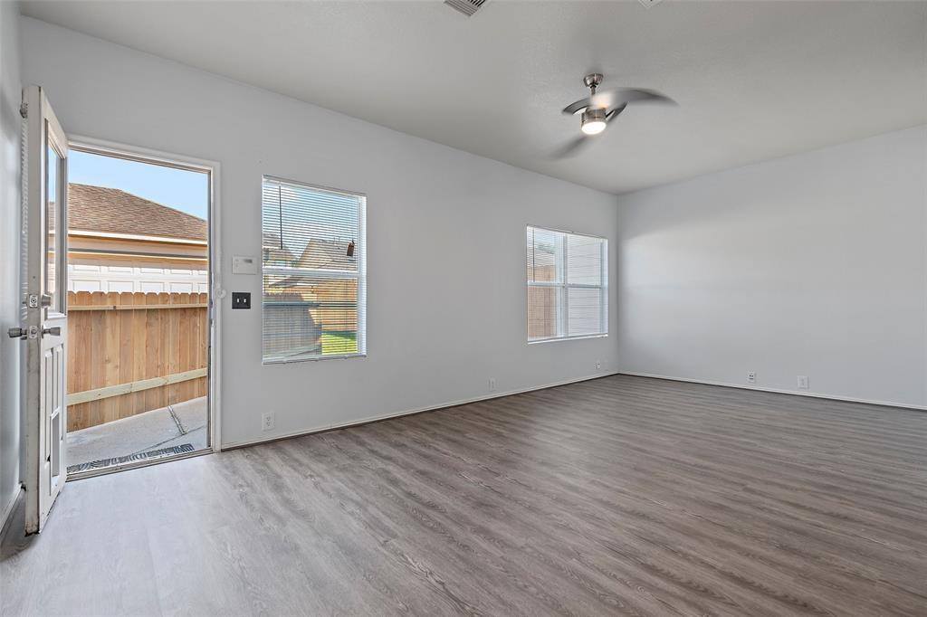 9622 Coyote Creek Drive, Houston, TX 77095