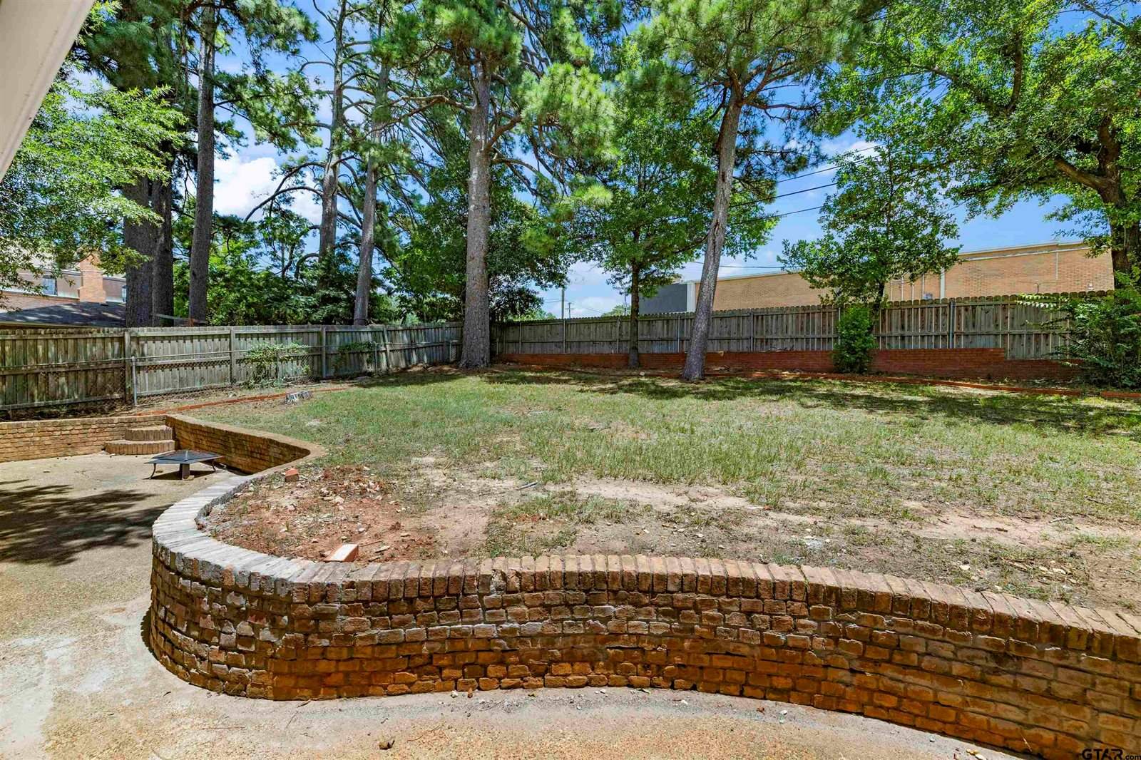 2820 Dinah, Tyler, TX 75701