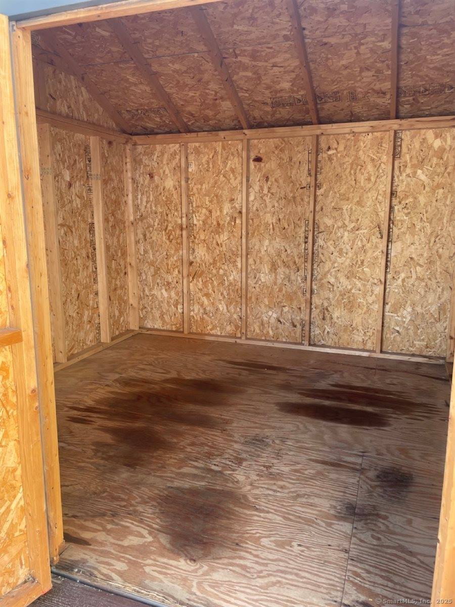 7 Meadow, Southington, CT 06489