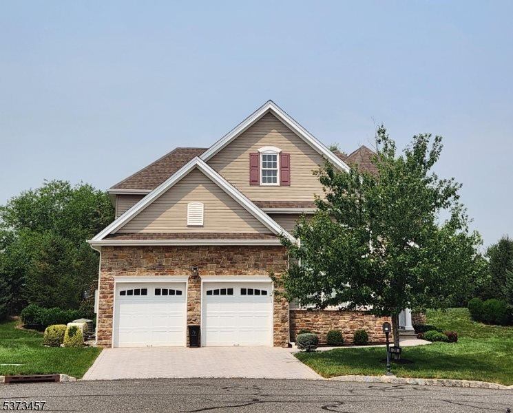 79 Constitution Way, Franklin Township, NJ 08873