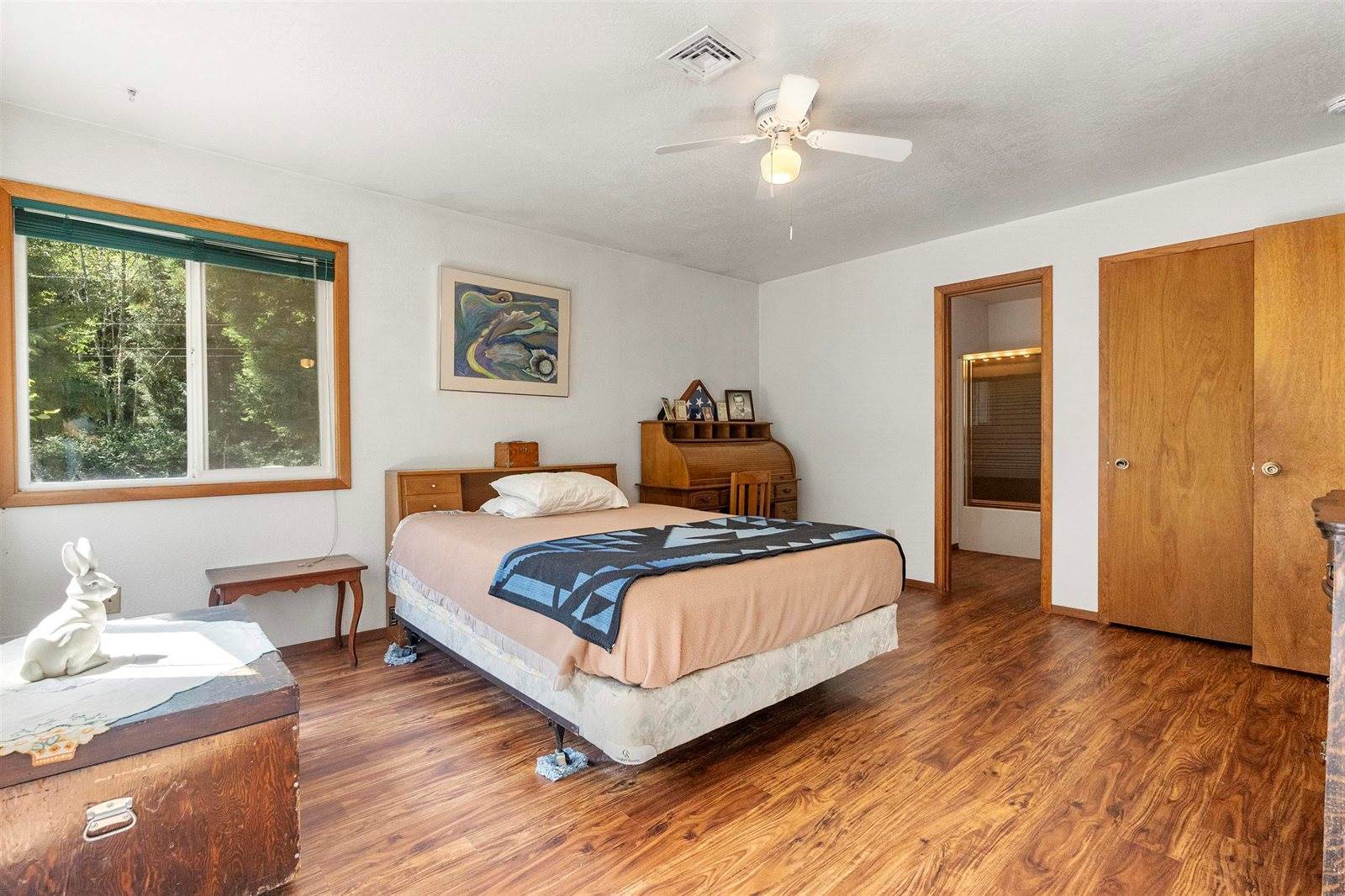 100 Tsunami, Crescent City, CA 95531