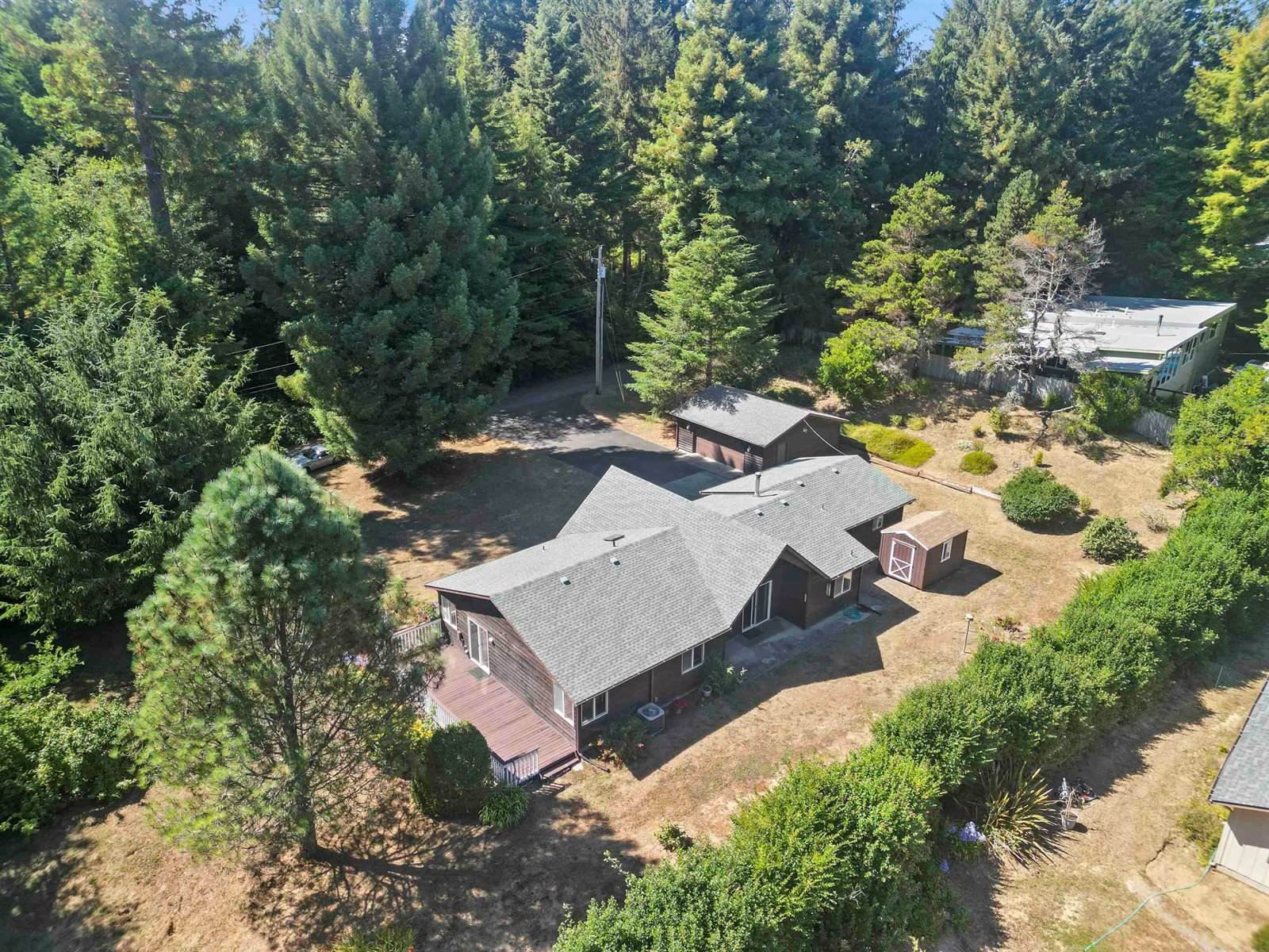 100 Tsunami, Crescent City, CA 95531