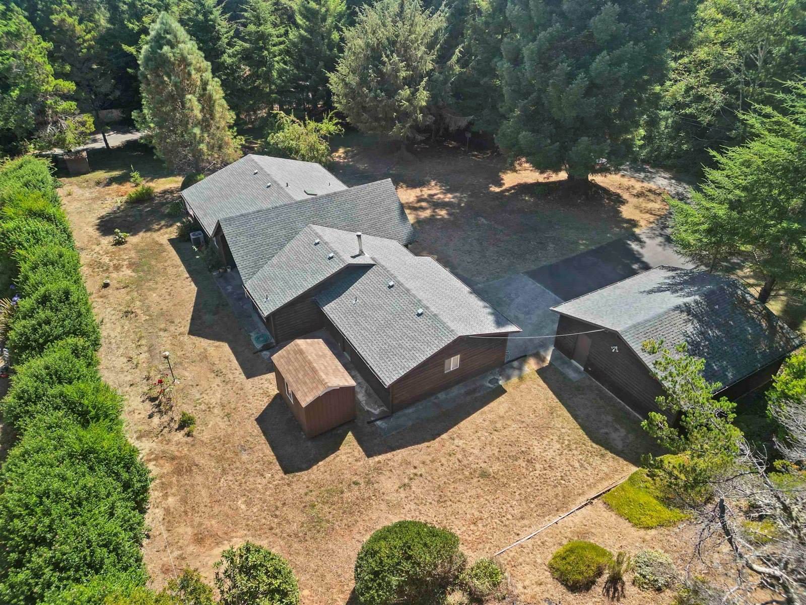 100 Tsunami, Crescent City, CA 95531