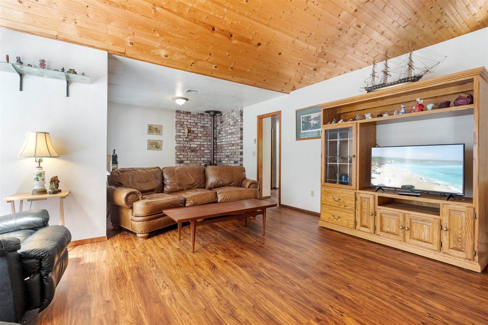 100 Tsunami, Crescent City, CA 95531