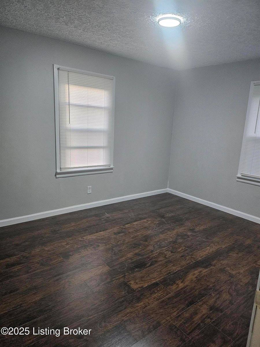 912 Kelly St, Carrollton, KY 41008