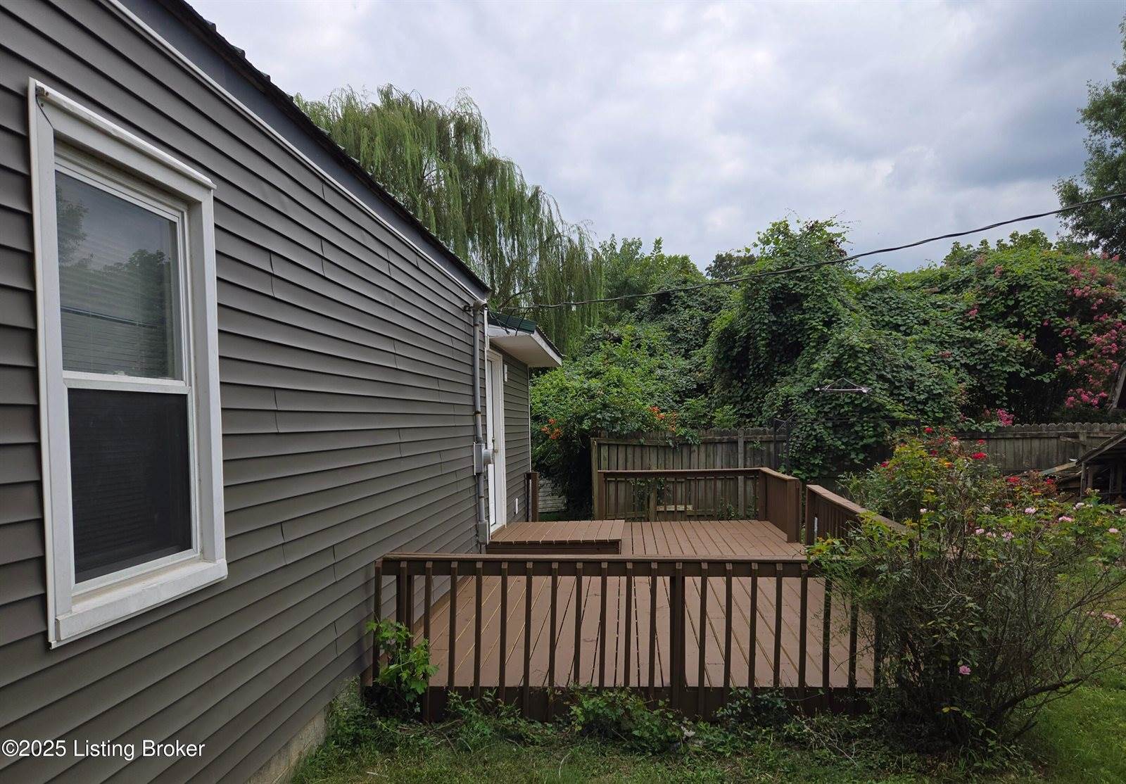 912 Kelly St, Carrollton, KY 41008