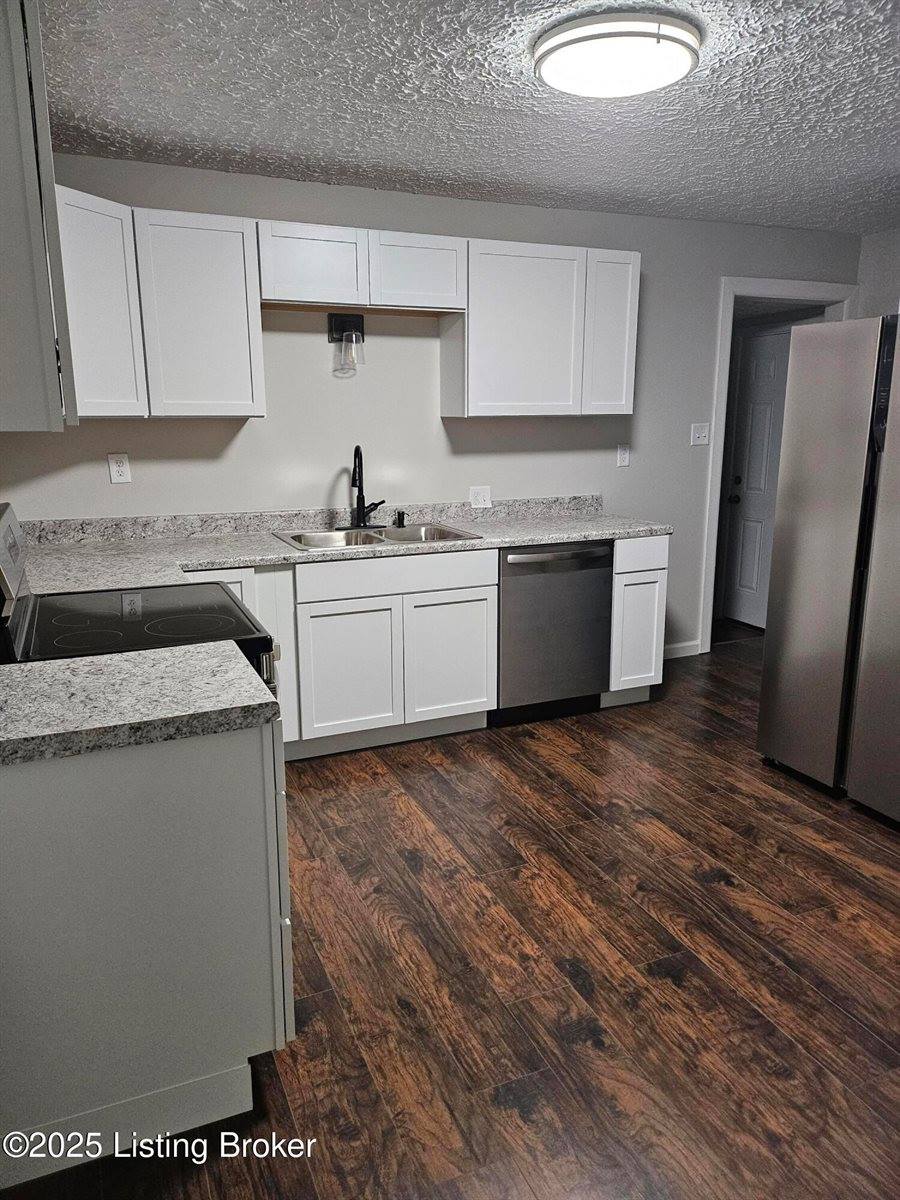 912 Kelly St, Carrollton, KY 41008