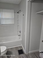 912 Kelly St, Carrollton, KY 41008