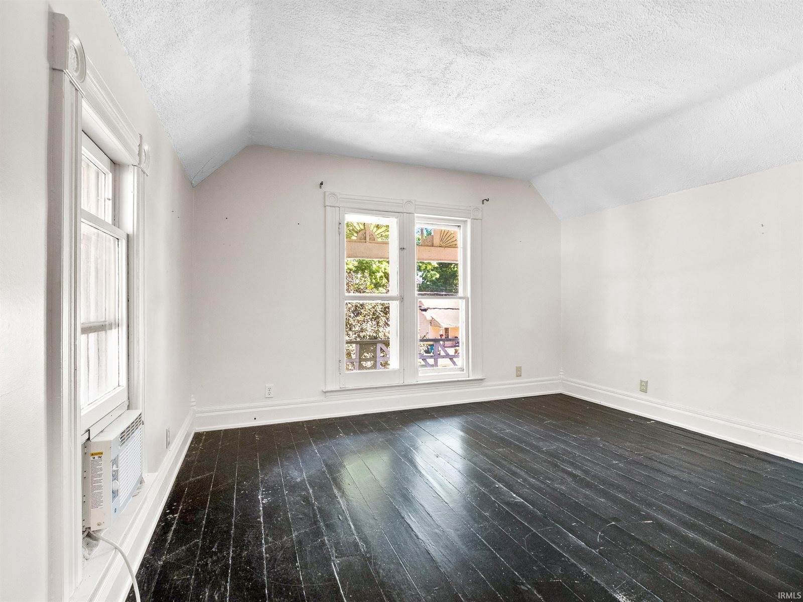 308 E Broad Street, Angola, IN 46703