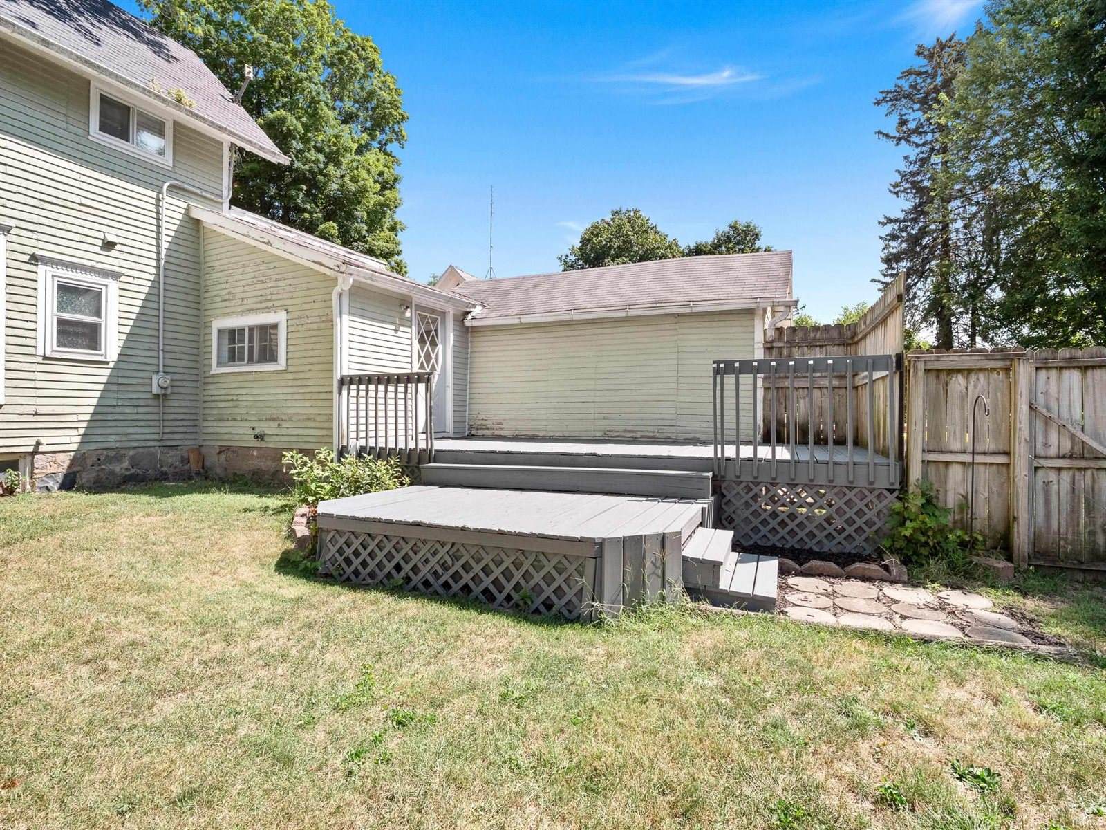 308 E Broad Street, Angola, IN 46703