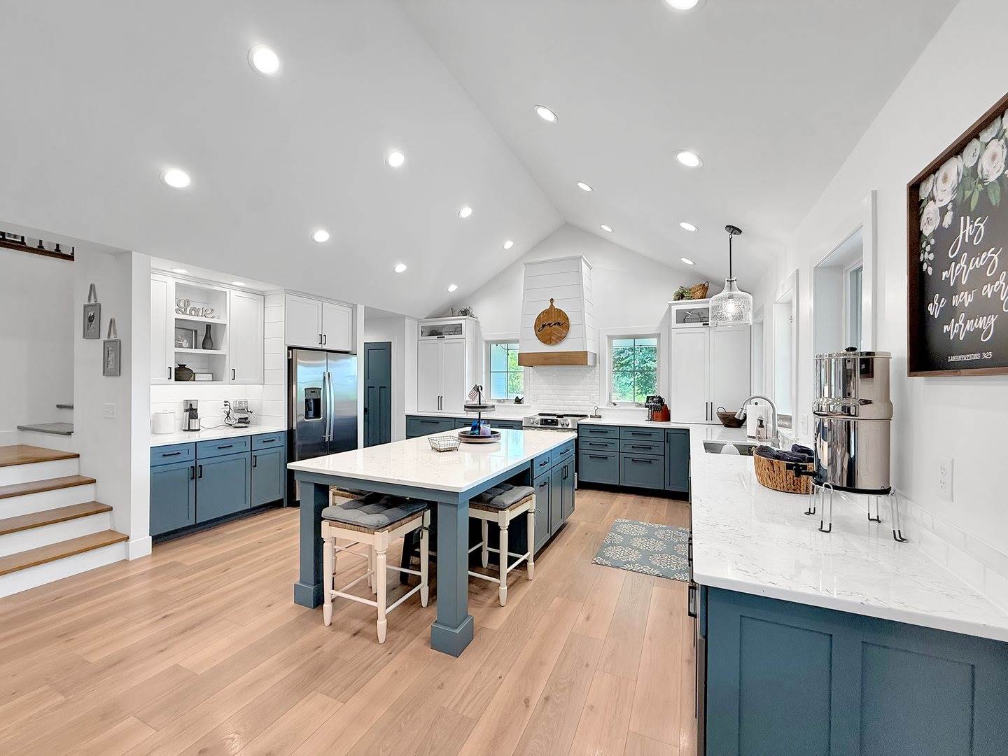 4567 West Stephenson Street Road, Freeport, IL 61032