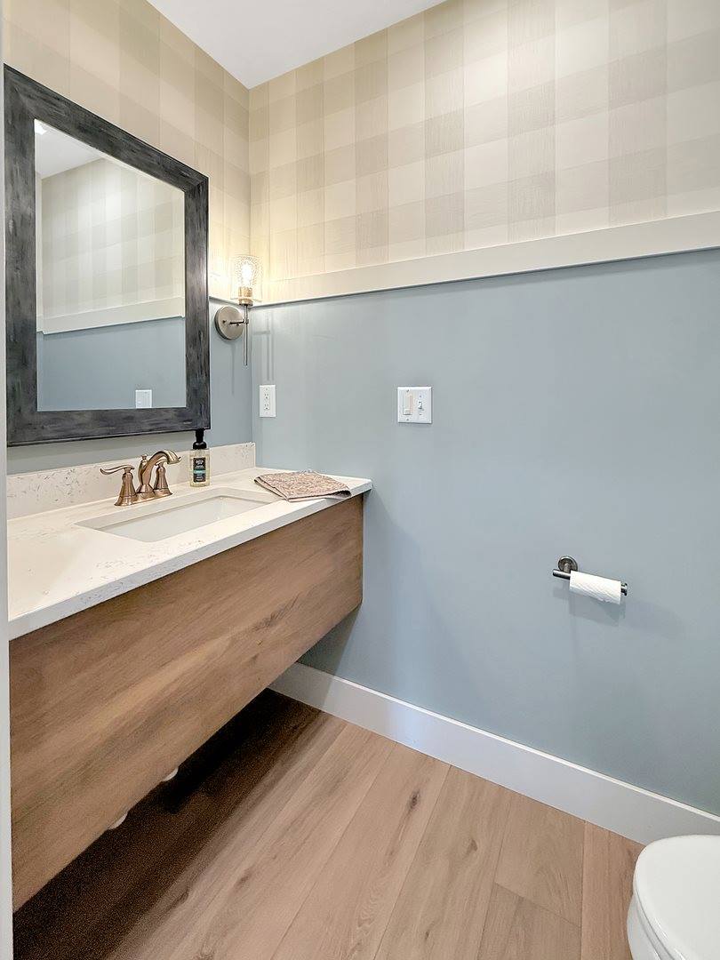 4567 West Stephenson Street Road, Freeport, IL 61032