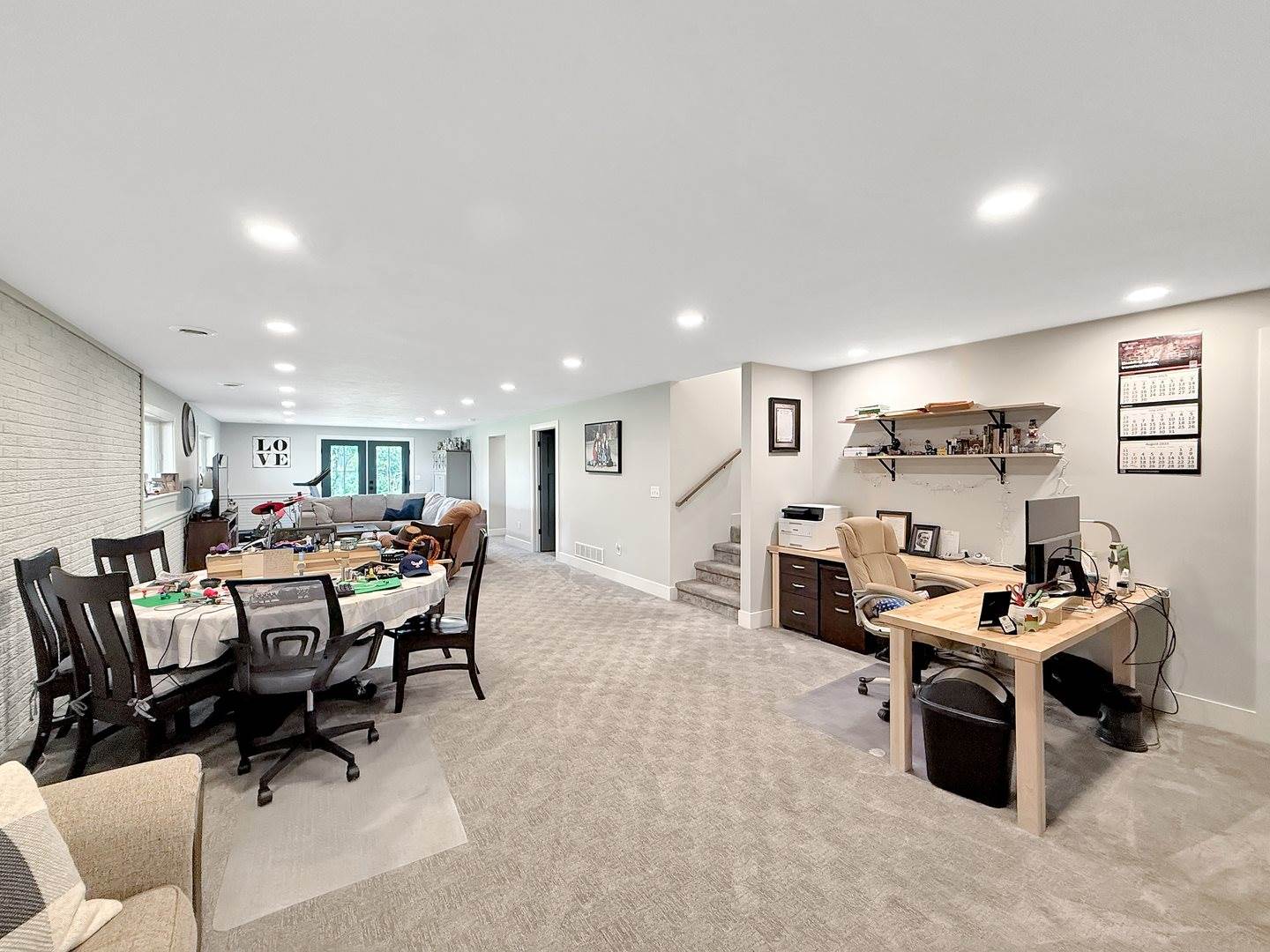 4567 West Stephenson Street Road, Freeport, IL 61032