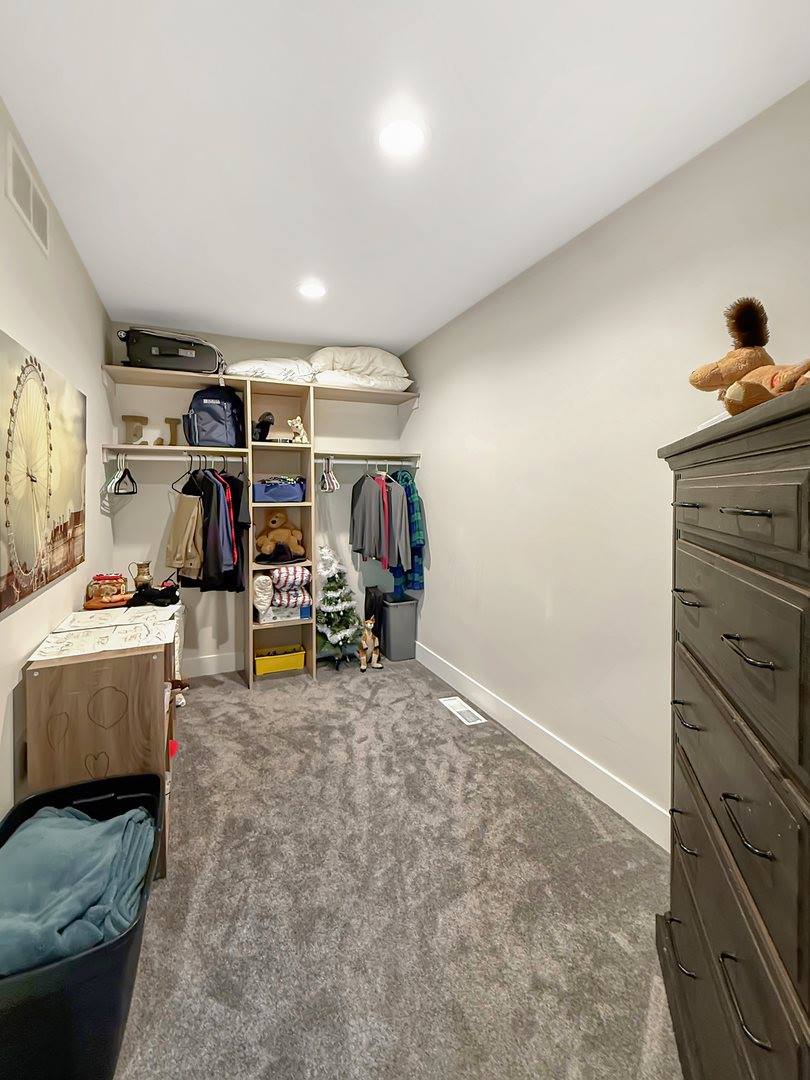 4567 West Stephenson Street Road, Freeport, IL 61032