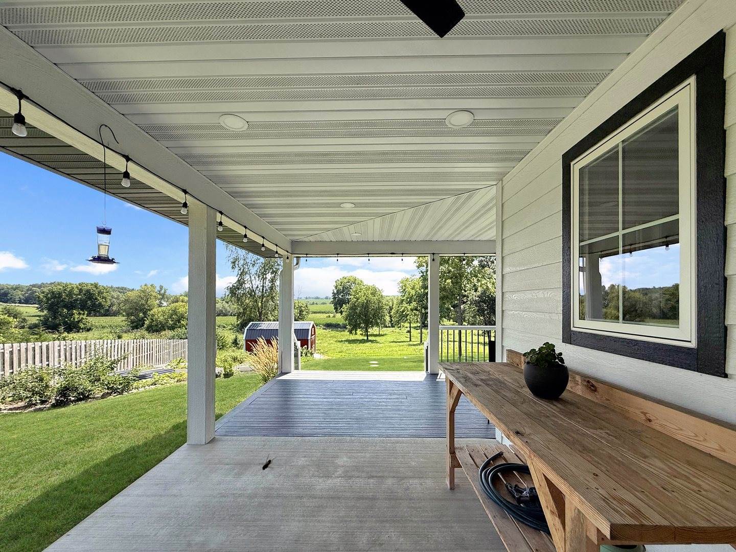 4567 West Stephenson Street Road, Freeport, IL 61032