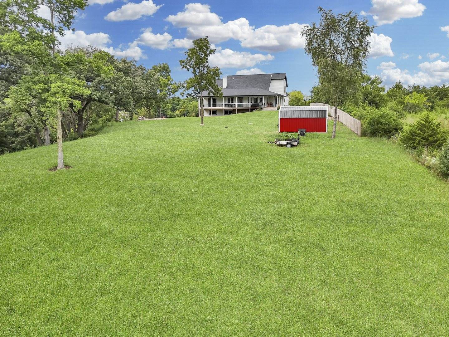 4567 West Stephenson Street Road, Freeport, IL 61032