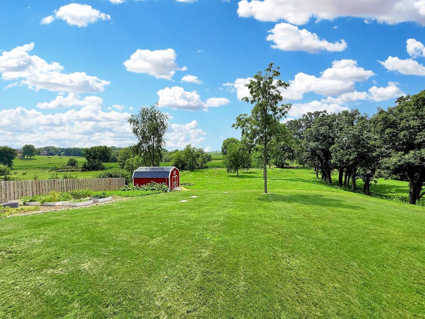 4567 West Stephenson Street Road, Freeport, IL 61032