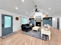 4567 West Stephenson Street Road, Freeport, IL 61032