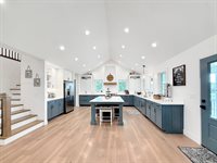 4567 West Stephenson Street Road, Freeport, IL 61032