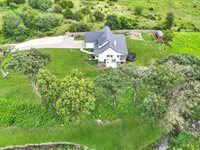 4567 West Stephenson Street Road, Freeport, IL 61032