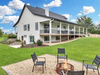 4567 West Stephenson Street Road, Freeport, IL 61032