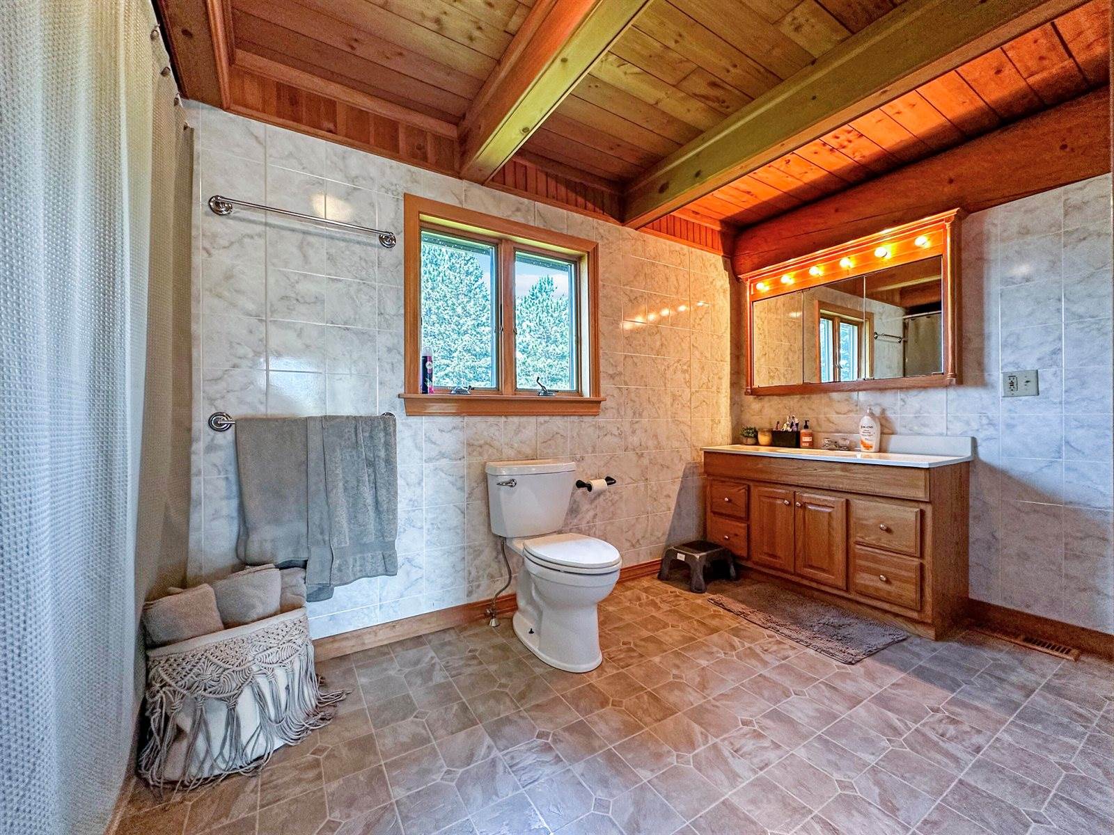 112 Schooland Road, New Sweden, ME 04762