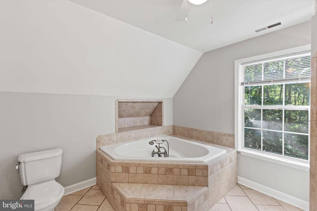 7830 Pine Boulevard, Lusby, MD 20657