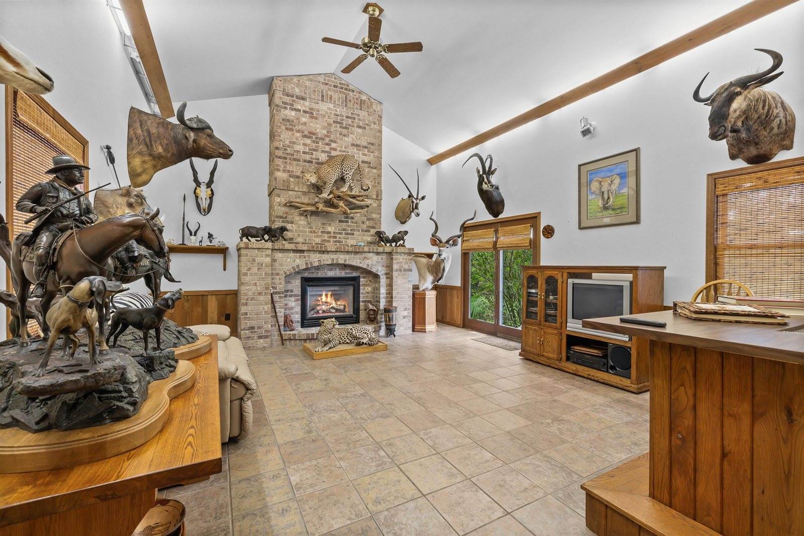 9621 County Road F, Bancroft, WI 54921