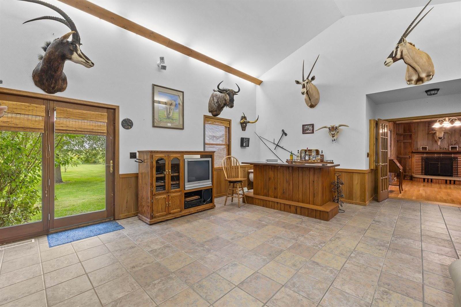 9621 County Road F, Bancroft, WI 54921