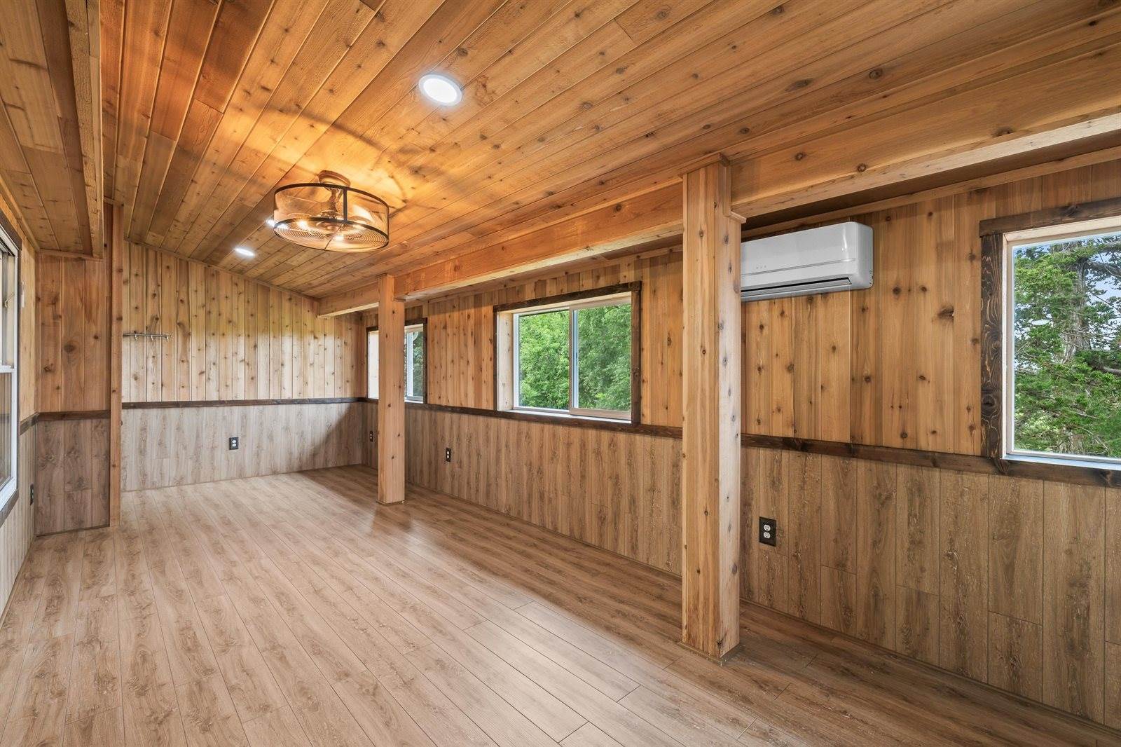 9621 County Road F, Bancroft, WI 54921