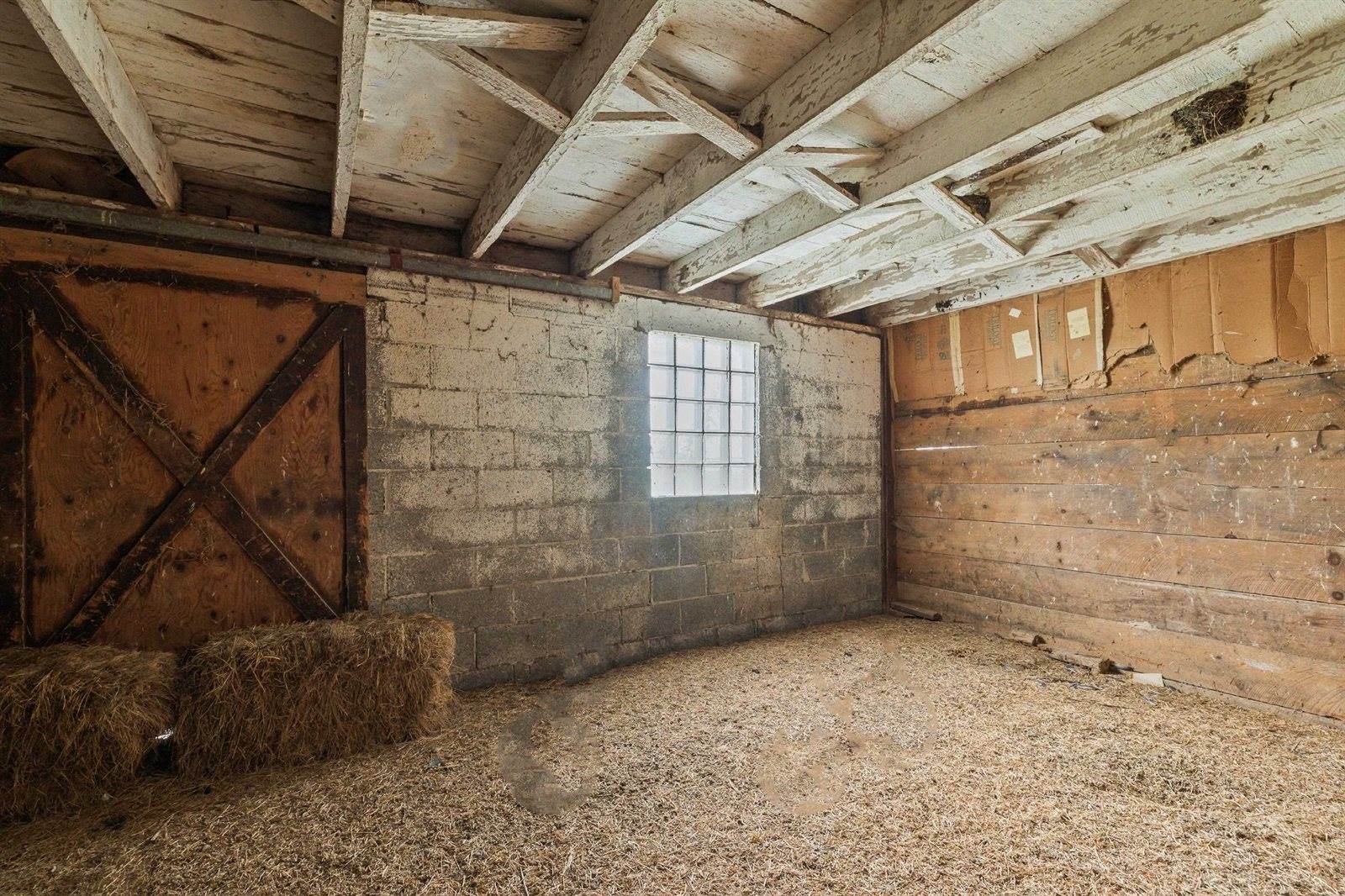 9621 County Road F, Bancroft, WI 54921