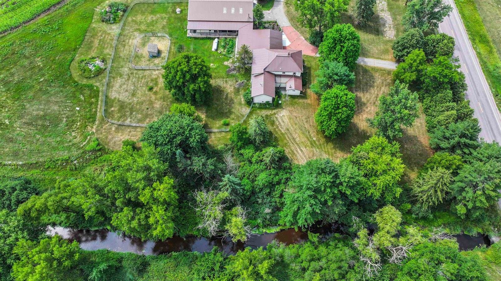 9621 County Road F, Bancroft, WI 54921