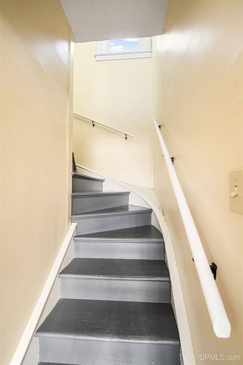 607 N 3rd Street, Ishpeming, MI 49849