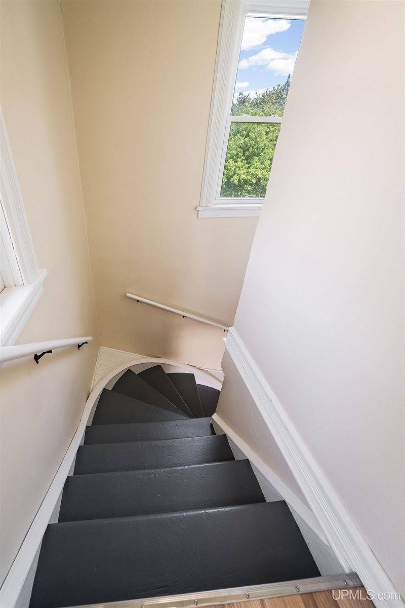 607 N 3rd Street, Ishpeming, MI 49849