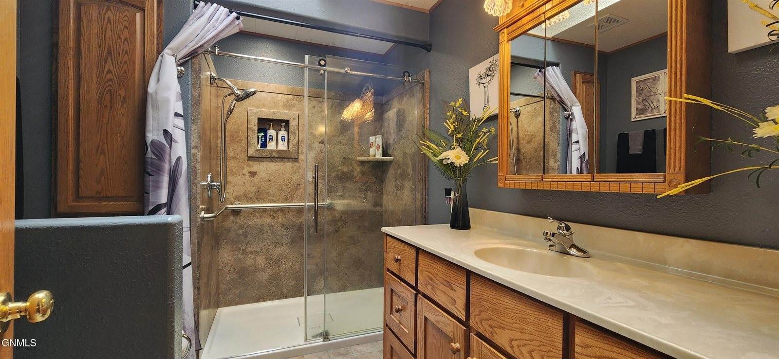 1904 10th Avenue SE, Mandan, ND 58554