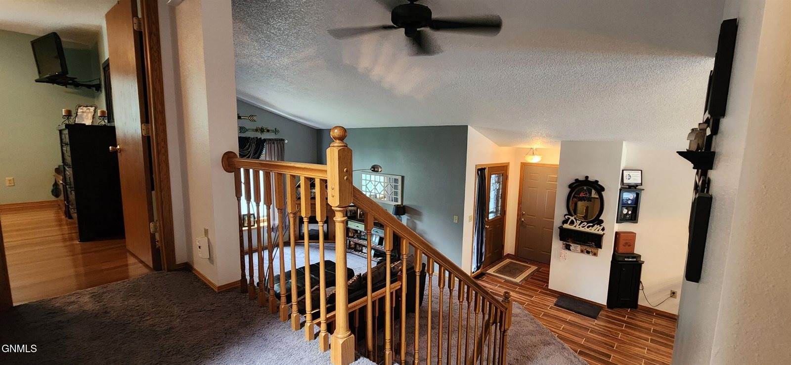 1904 10th Avenue SE, Mandan, ND 58554